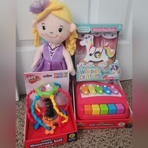 Brand NEW TOY SET FOR SALE